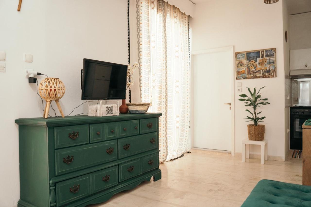 Villager's Art Apartment Paradisi (Rhodes)